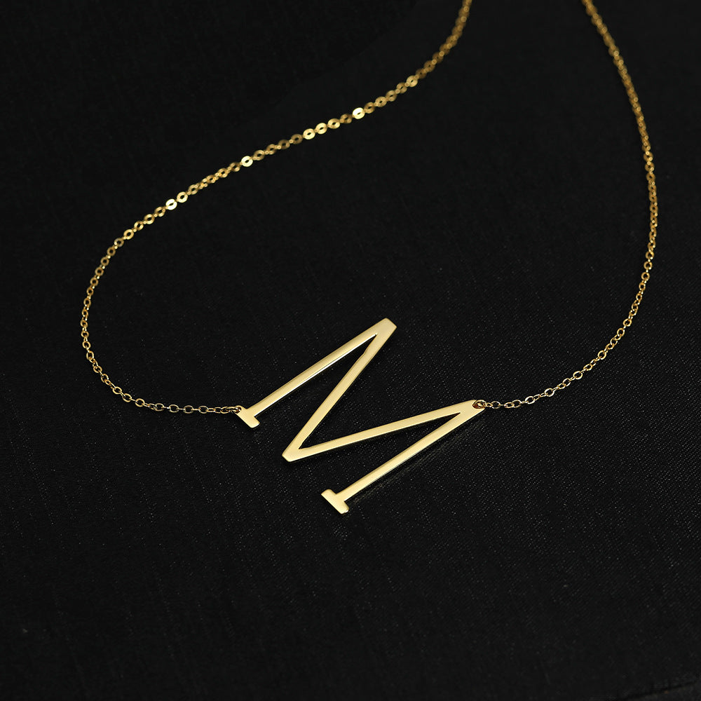 Noble and light luxury M design simple wind necklace - SAOROPHO
